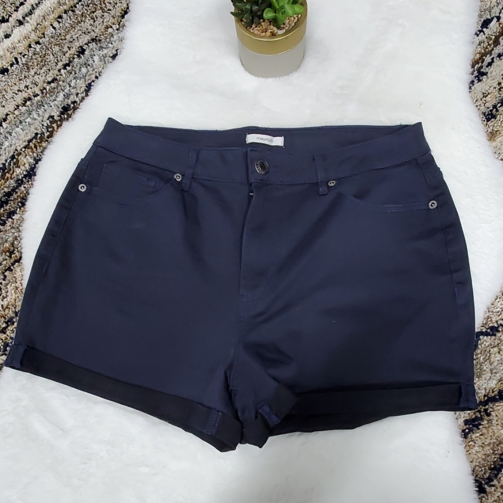 Maurice's shorts 11/12